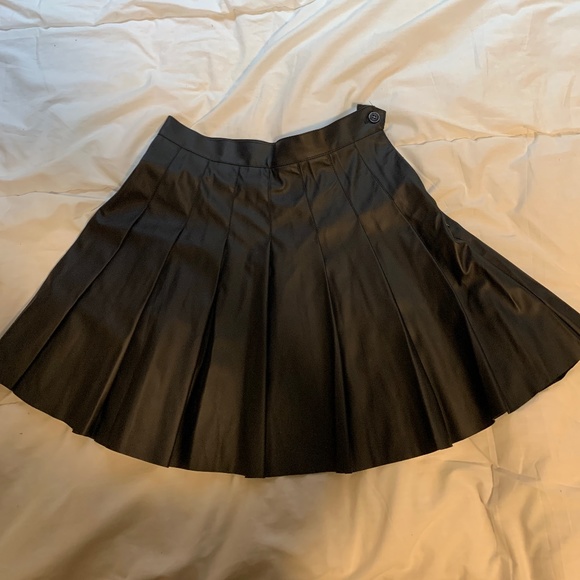 BLACK LEATHER MINI SKIRT - Picture 1 of 2
